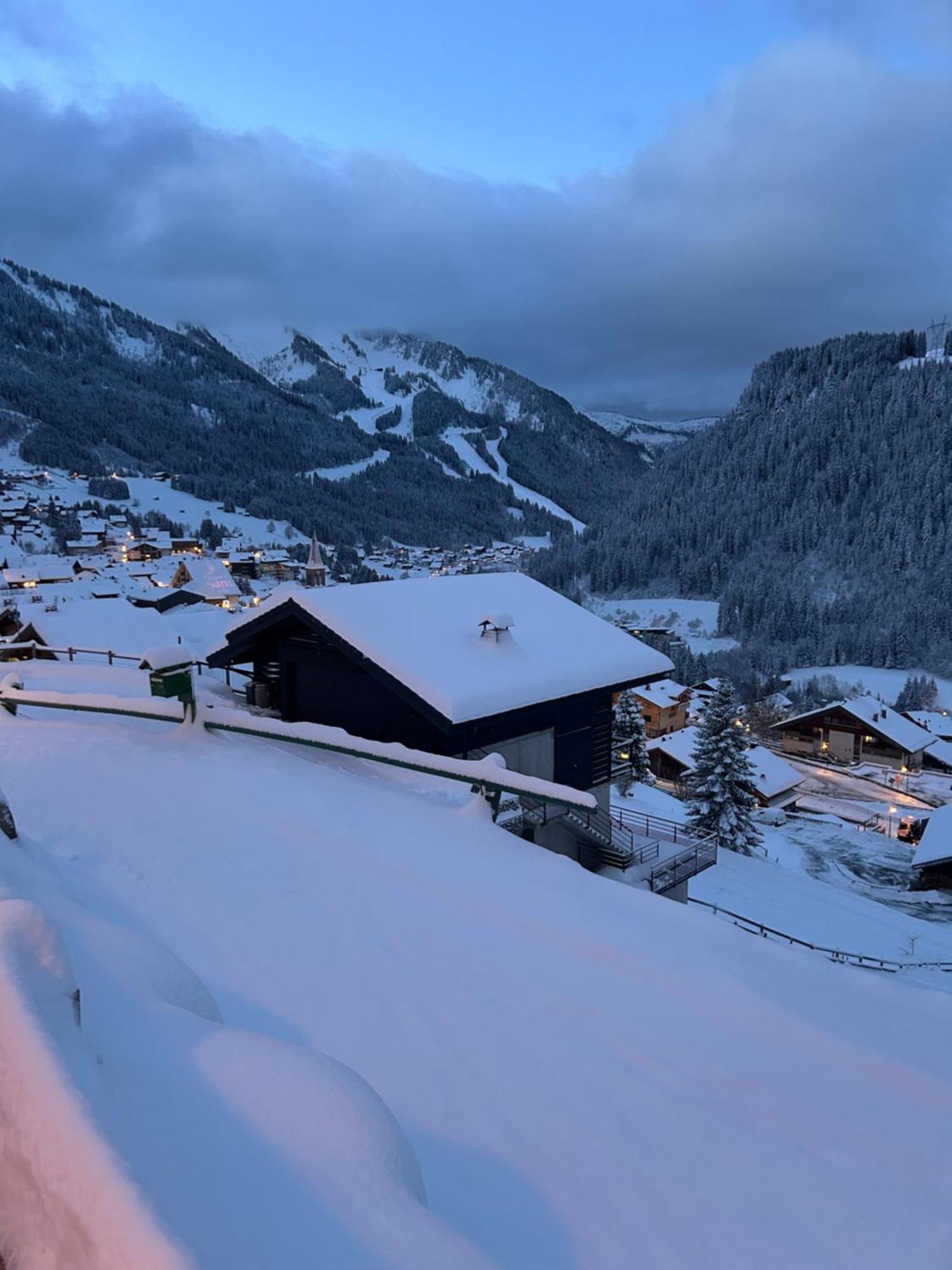 Le Hameau Des 4 Saisons Lägenhet Châtel Exteriör bild
